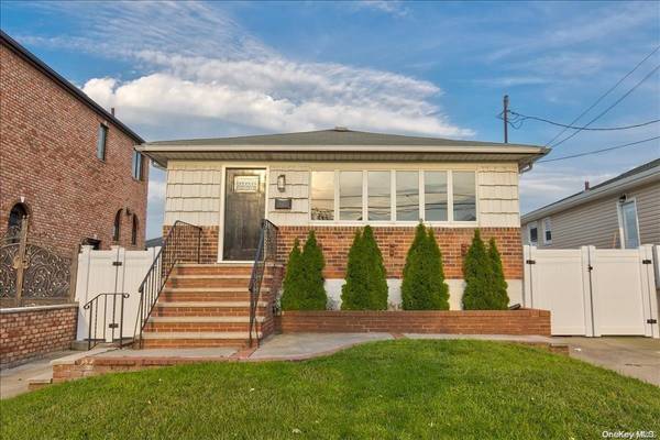 163-33 95th ST, Howard Beach, NY 11414