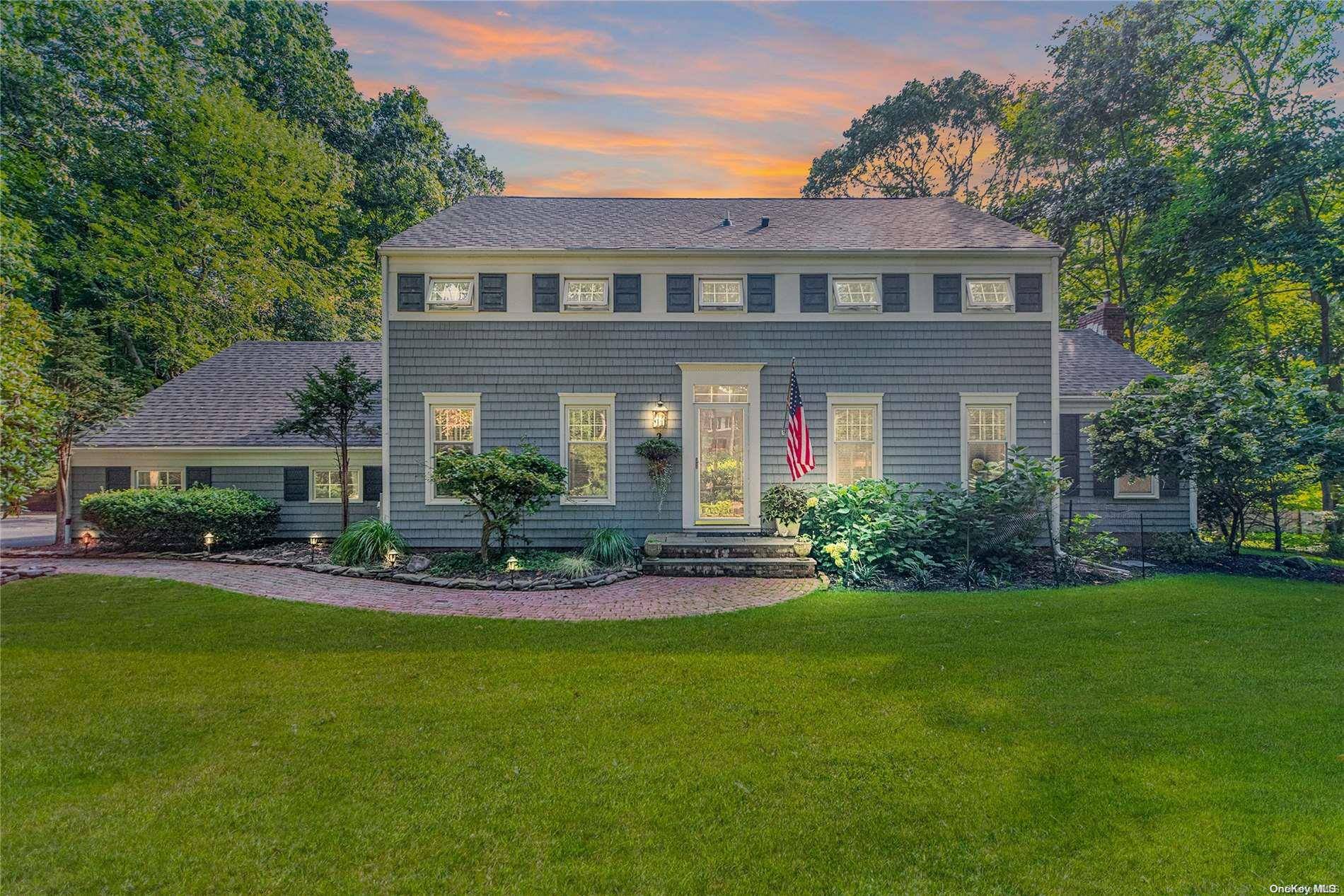 9 Southgate, Shoreham, NY 11786