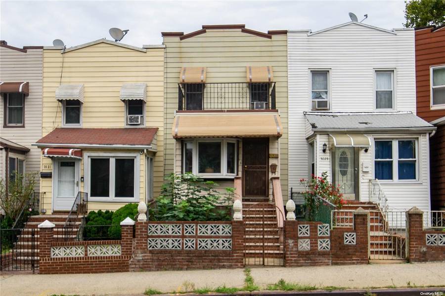 30-23 94th ST, East Elmhurst, NY 11369