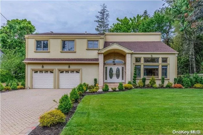 Great Neck, NY 11021,7 Stoner AVE