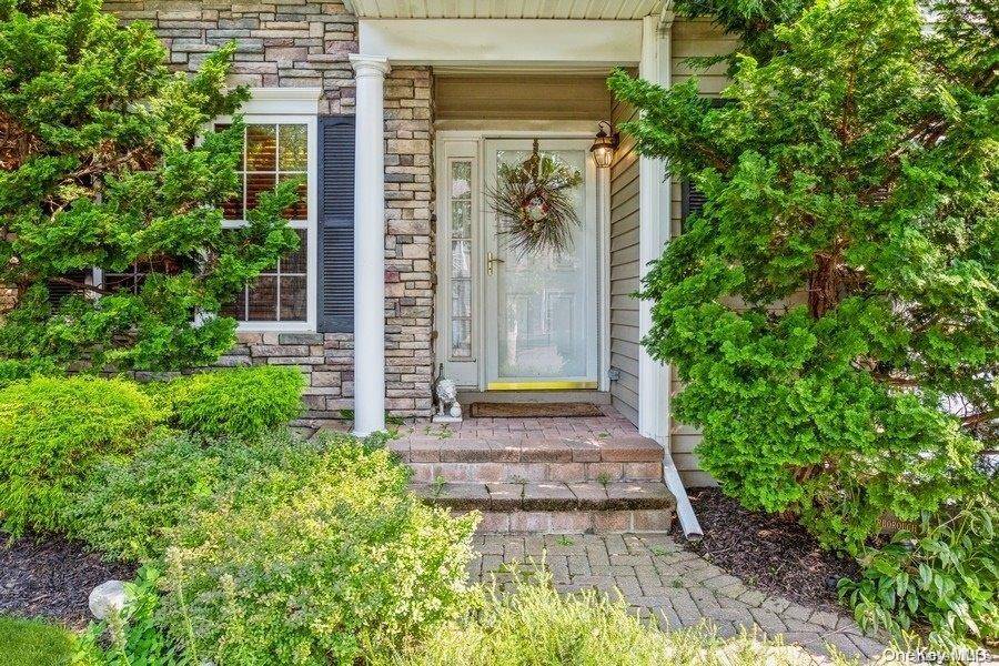 3 Scarborough DR #0, Smithtown, NY 11787