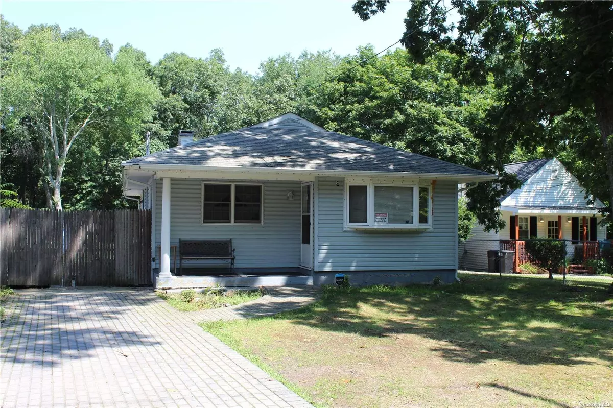 Mastic Beach, NY 11951,173 Wavecrest DR