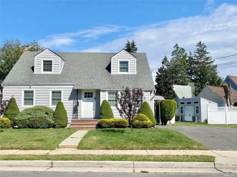 125 Milburn AVE, Hempstead, NY 11550