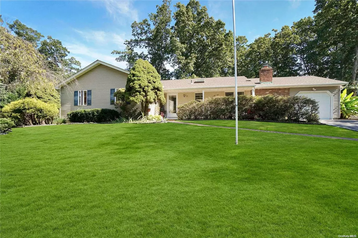 Rocky Point, NY 11778,3 Fairway Dr