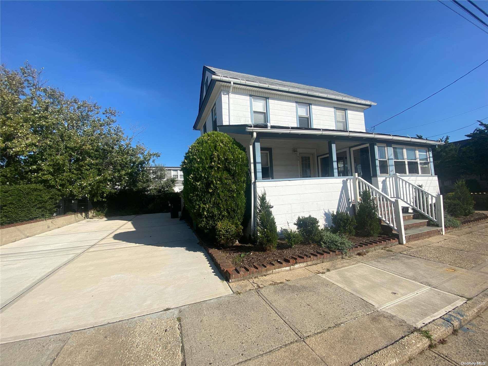 Point Lookout, NY 11569,76 Hewlett
