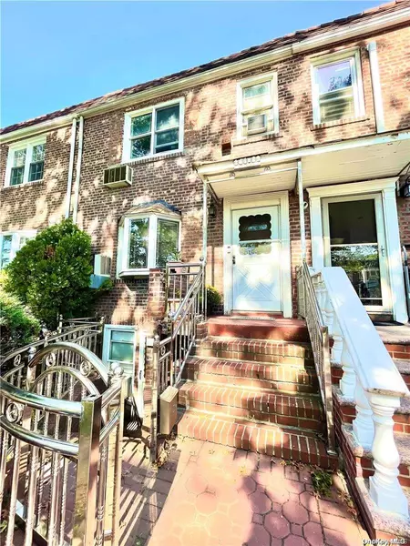 144-23 68th DR, Flushing, NY 11367