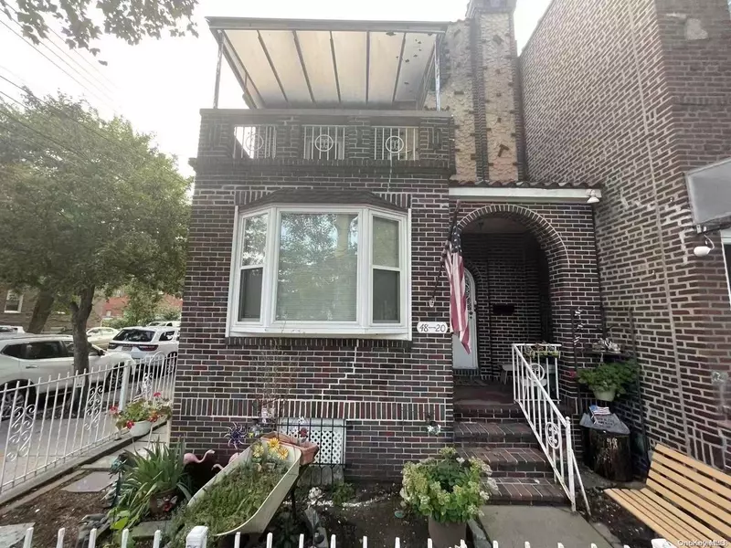48-20 67 ST, Woodside, NY 11377