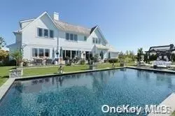 East Quogue, NY 11942,27 Corbett DR