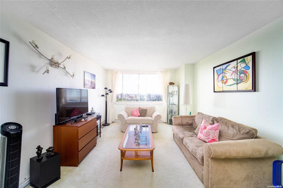 118-17 Union Turnpike #17A, Forest Hills, NY 11375