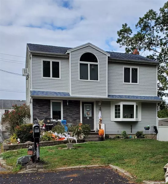 164 Buffalo AVE, Islip, NY 11751