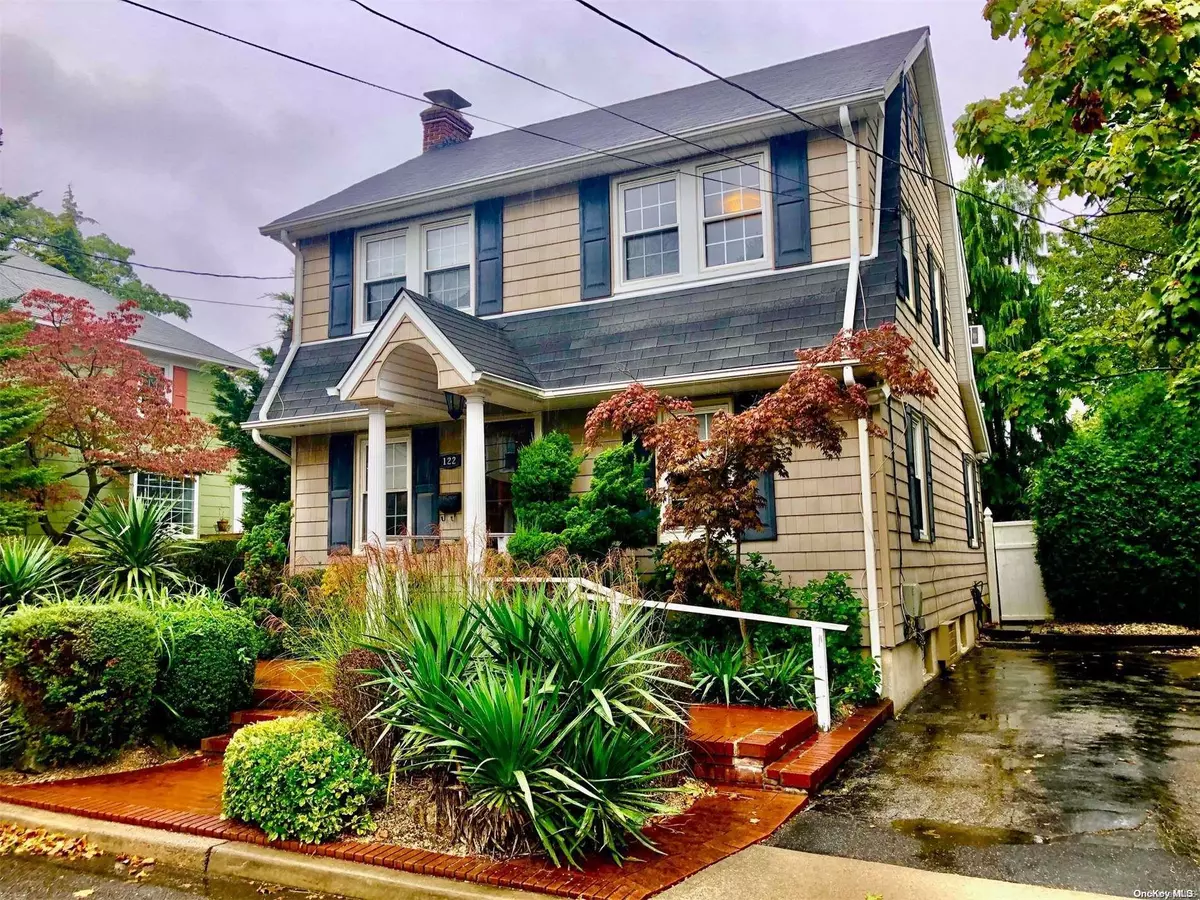 Woodmere, NY 11598,122 Finucane