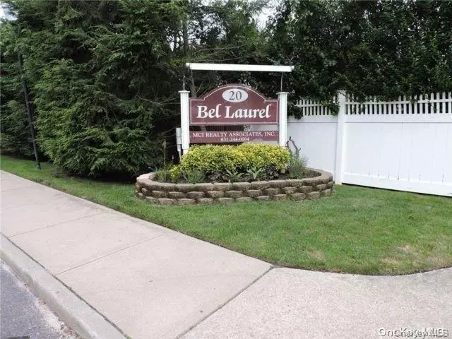 20 Laurel AVE #40, East Islip, NY 11730