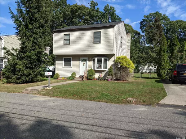Lake Grove, NY 11755,41 Crotty CT