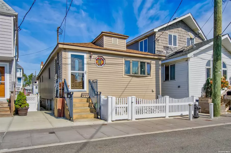 31 W 11th RD, Broad Channel, NY 11693