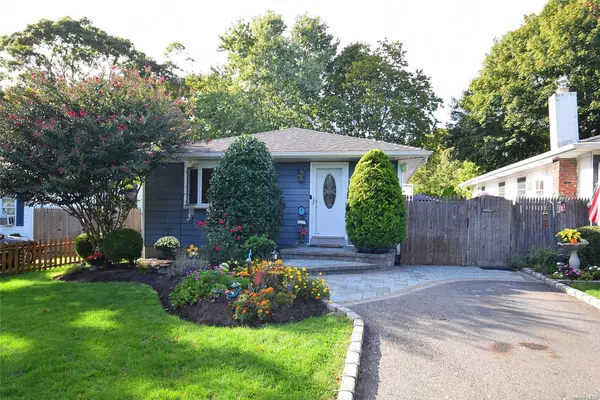 East Patchogue, NY 11772,106 Miramar AVE