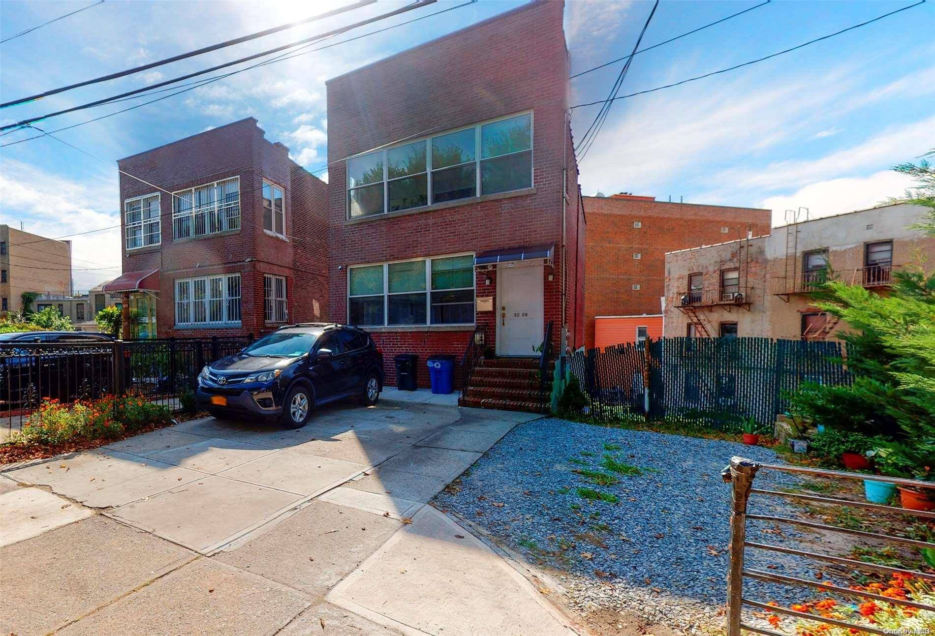 3228 Reservoir OVAL, Bronx, NY 10467