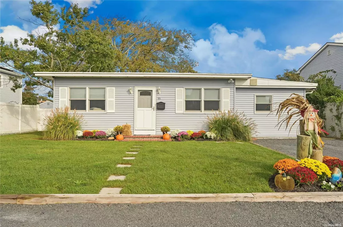 Patchogue, NY 11772,55 Price ST