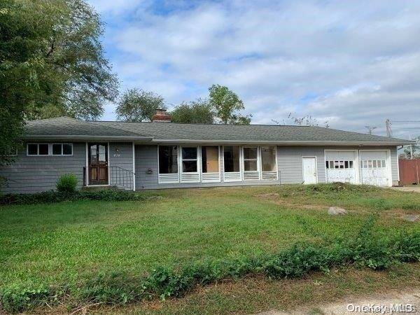 414 Teddy PL, West Babylon, NY 11704