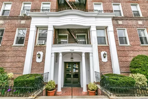 75-40 Austin ST #4AL, Forest Hills, NY 11375