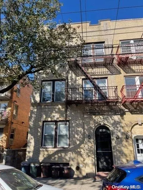 Astoria, NY 11103,24-18 43rd Street