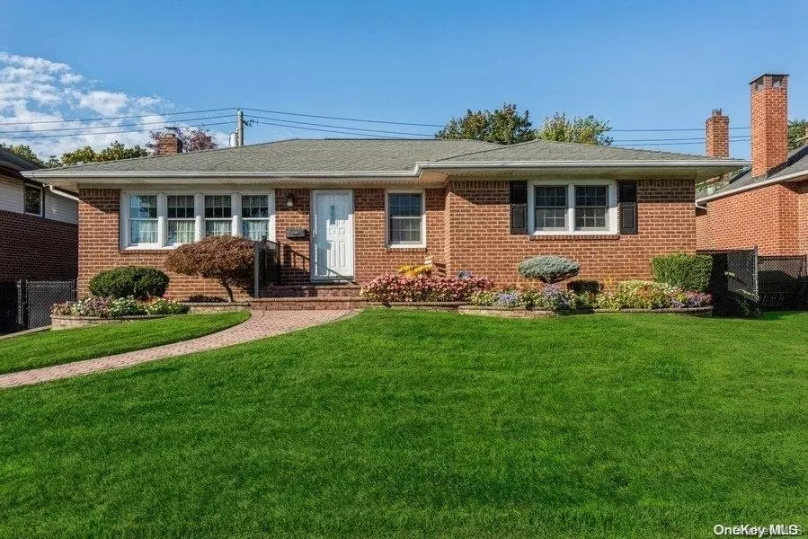 Bethpage, NY 11714,3785 Hahn AVE