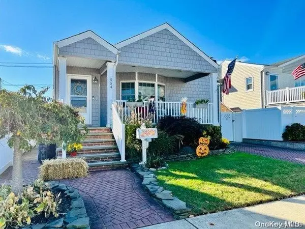 554 W Chester ST, Long Beach, NY 11561