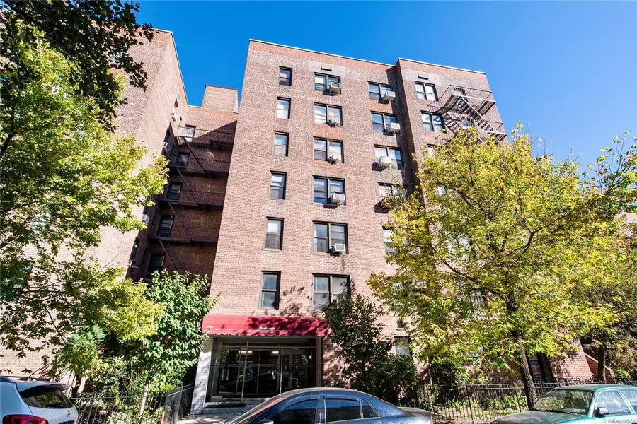 33-47 91st ST #2H, Jackson Heights, NY 11372