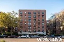 138-15 Franklin AVE #422, Flushing, NY 11355