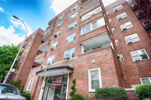 34-41 85th ST #1X, Jackson Heights, NY 11372