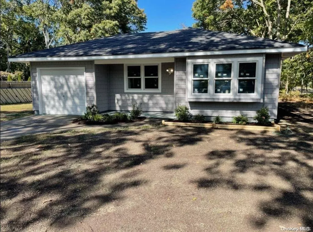 Mastic, NY 11950,Address not disclosed