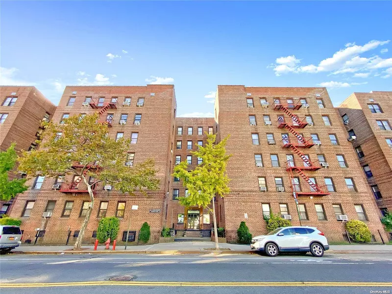 85-14 Broadway #6E, Elmhurst, NY 11373