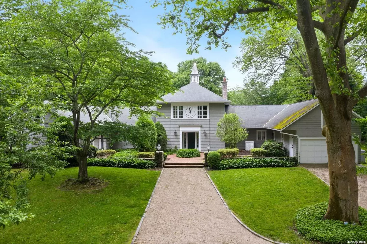 Locust Valley, NY 11560,15 Factory Pond RD