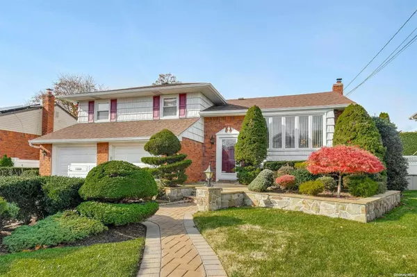 1766 Roland AVE, Wantagh, NY 11793