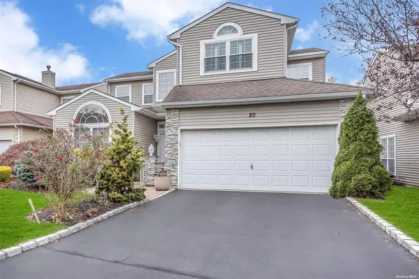 20 Windwatch DR #-, Hauppauge, NY 11788