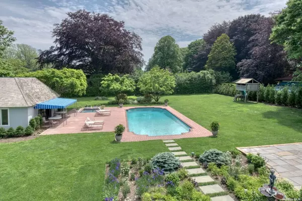 Southampton, NY 11968,140 Ox Pasture RD