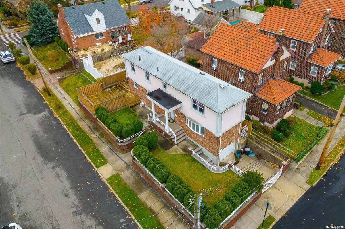 Whitestone, NY 11357,13904 13th AVE