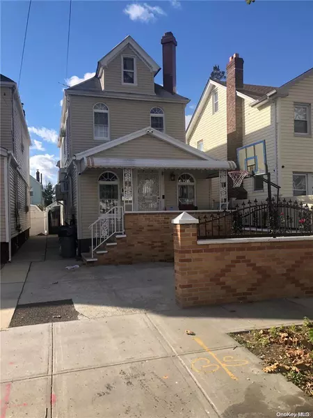 90-44 201st ST, Hollis, NY 11423