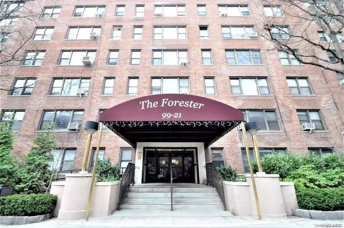 Forest Hills, NY 11375,99-21 67 Road #5C