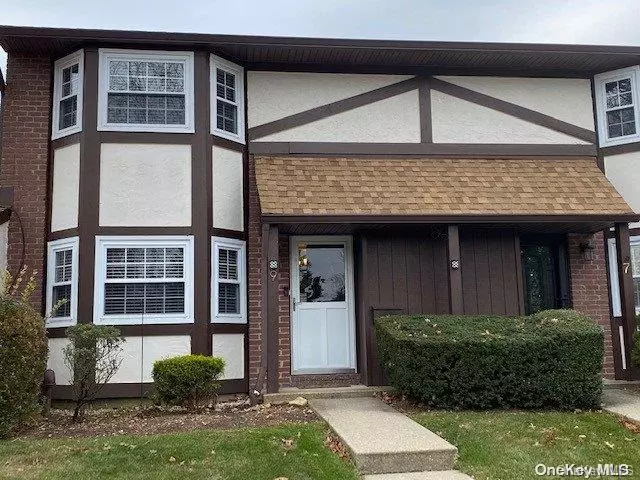 Deer Park, NY 11729,9 Willowridge CT #0