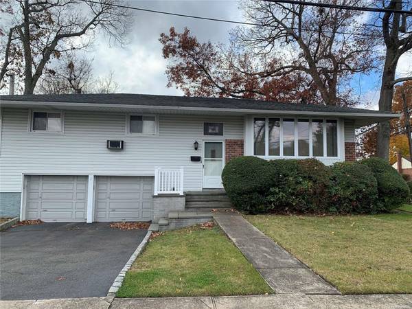 2 Jano PL, Plainview, NY 11803