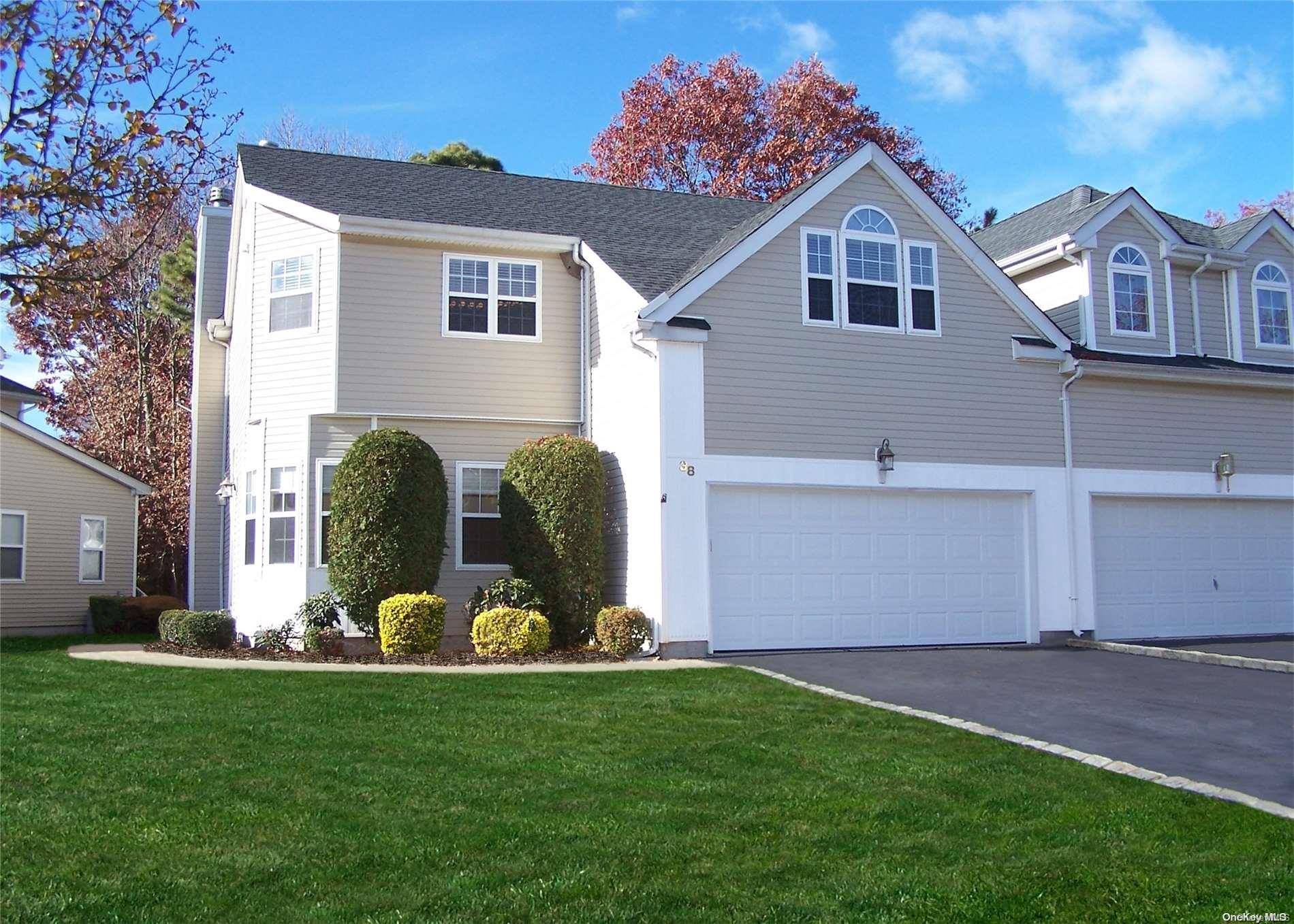 38 Sunflower Ridge RD #38, South Setauket, NY 11720