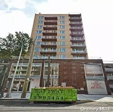 Flushing, NY 11355,143-26 41st AVE #9A