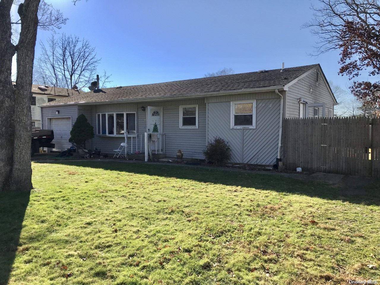 Wyandanch, NY 11798,Address not disclosed