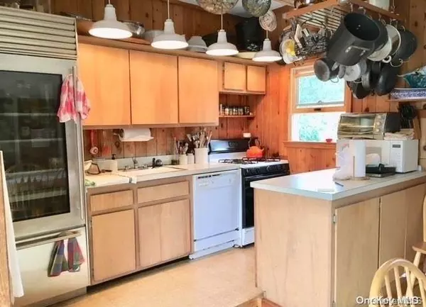 Ocean Beach, NY 11770,866 Evergreen WALK