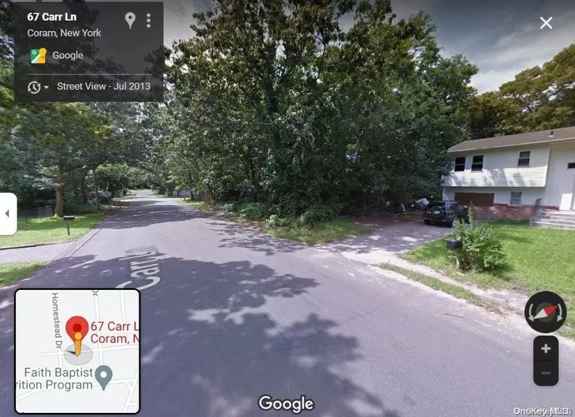 Carr Ln, Coram, NY 11727