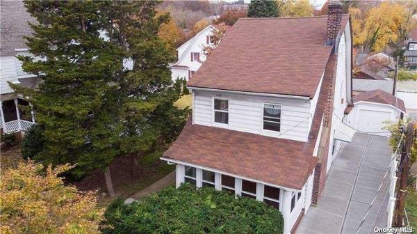 116-09 85th AVE, Richmond Hill, NY 11418