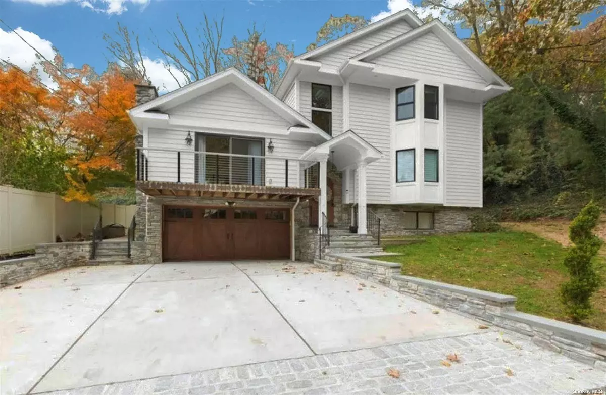 Mill Neck, NY 11765,37 Ski Lane