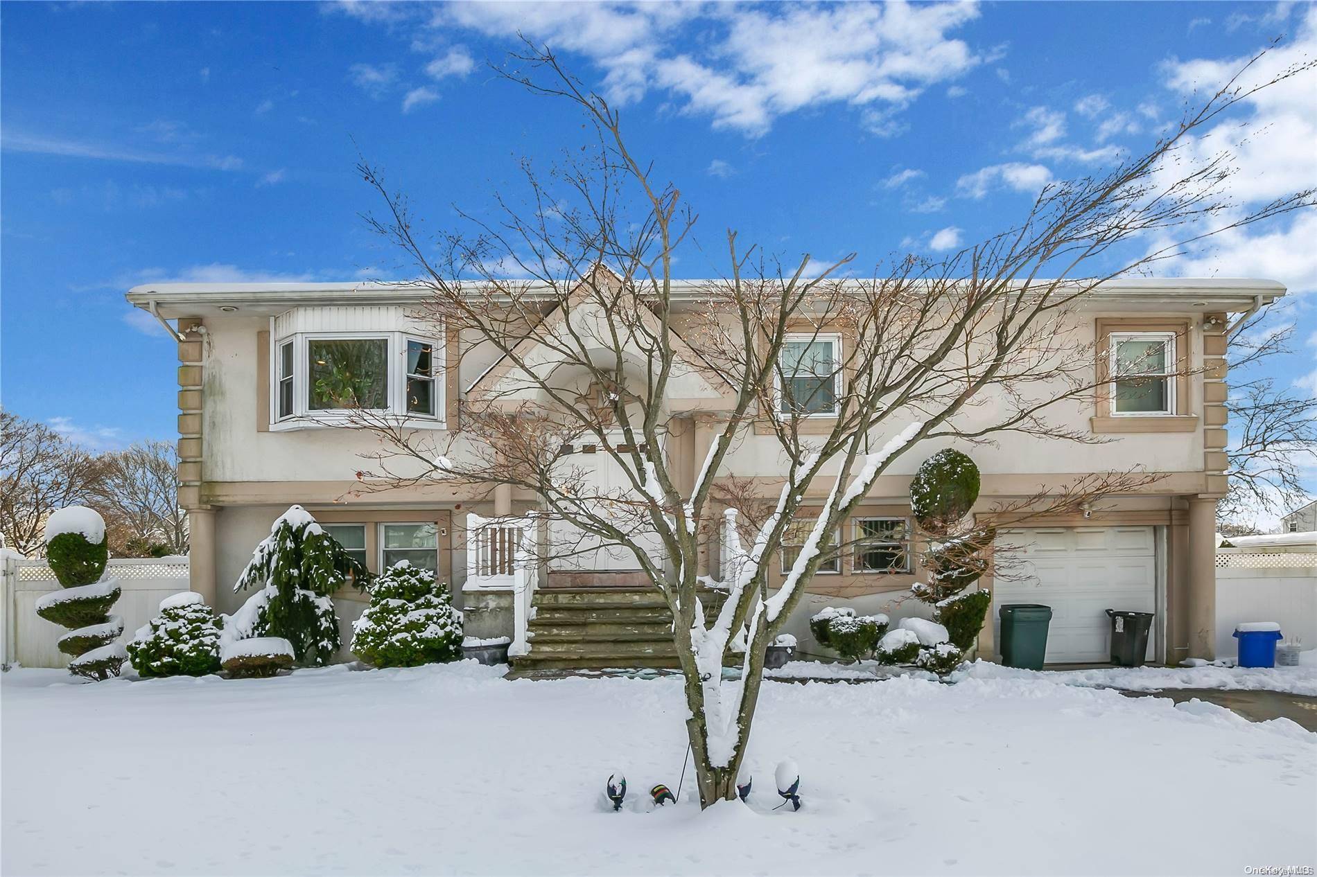 36 Nathalie AVE, Amityville, NY 11701