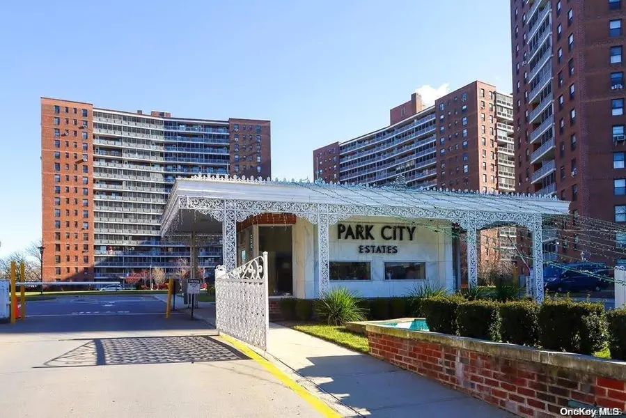 61-45 98th ST #14G, Rego Park, NY 11374