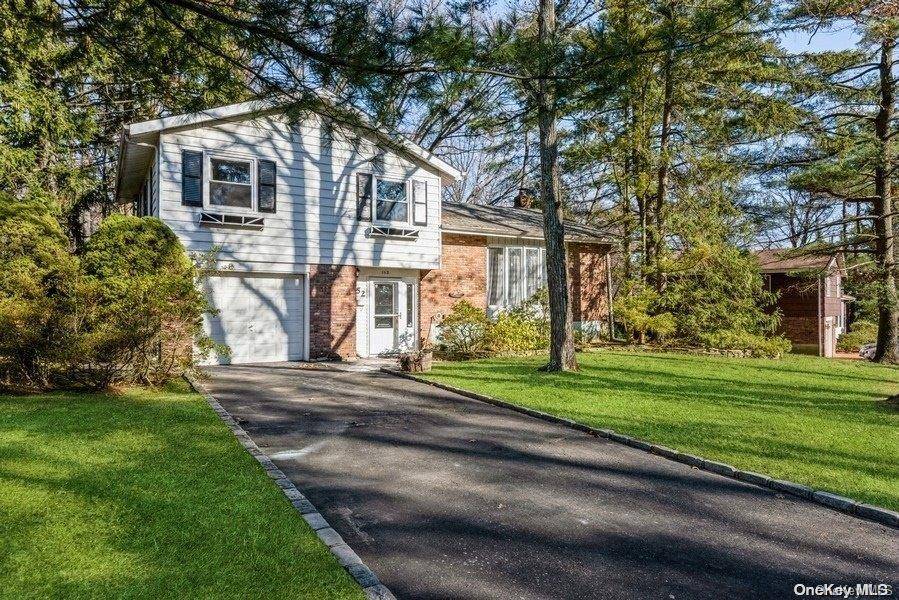 152 Woolsey AVE, Glen Cove, NY 11542